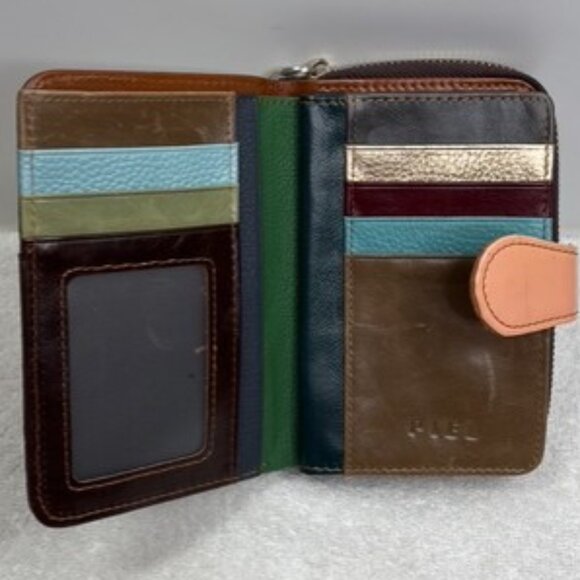 Piel Women's Multicolored Leather Quilted Patchwork Compact Wallet - Picture 4 of 8